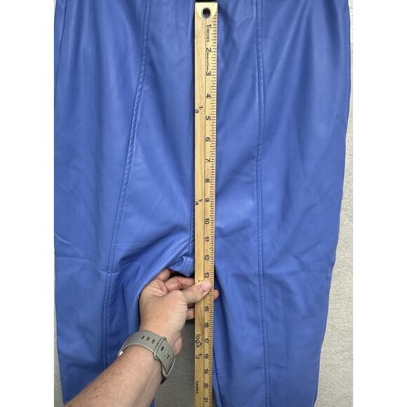 Pretty Little Thing Pants Womens‎ Size 6 Faux Leather Cornflower Blue - Picture 3 of 11